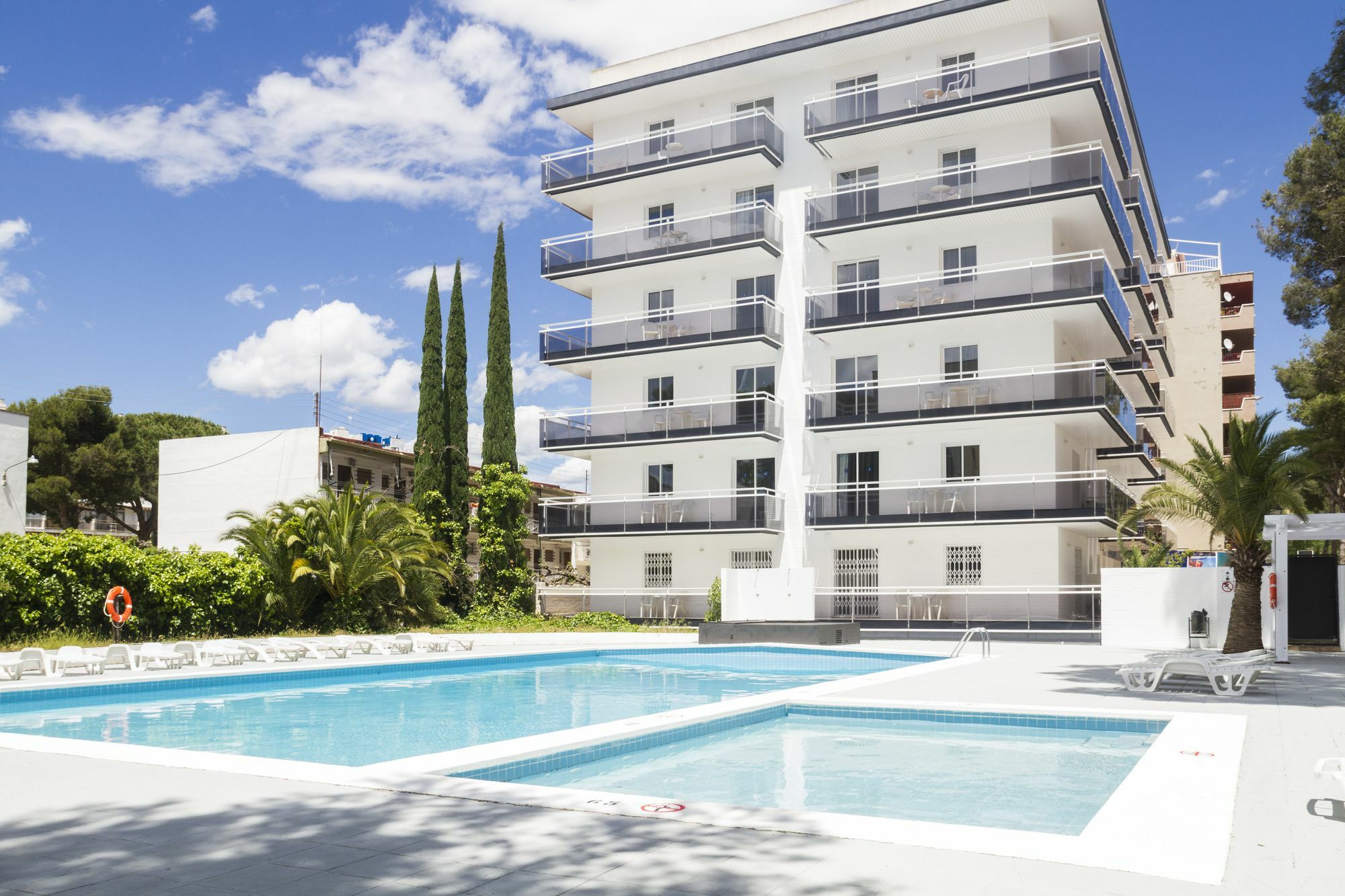 Apartamentos Intersalou Priorat Kültér fotó